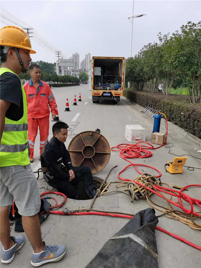 来凤翻衬法管道修复技术主要工序